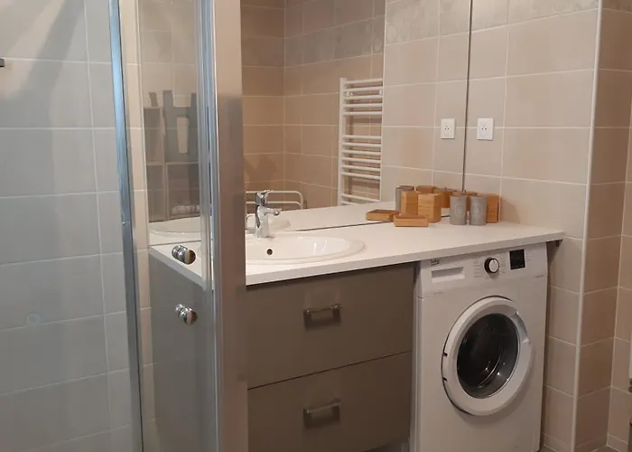 Parenthese A St Wary Apartament